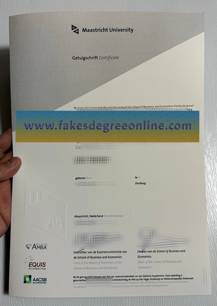 Get a Maastricht University diploma online