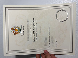 Get a De Montfort University diploma online